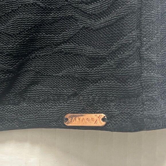 NWT SAVAGE X FENTY Lingerie by Rhianna Strapless Black Animal Lace V Neck Bra 1X - Picture 3 of 5